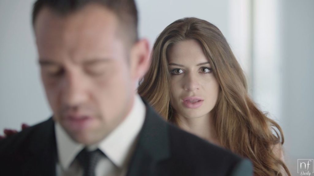 getrouwd stel voor het eerst sex als echtgenoot en echtgenote 04